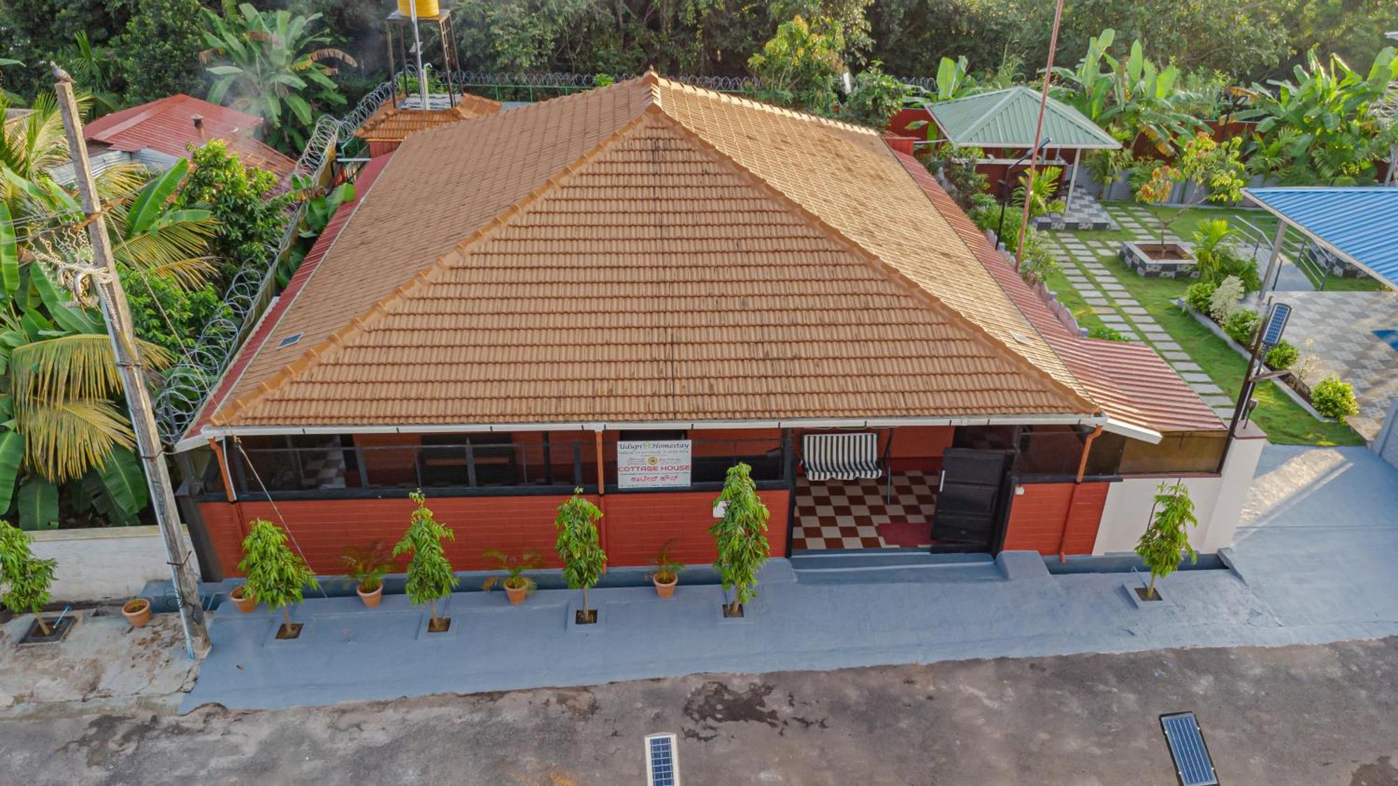 Udupi Homestay - Cottage House - Dendoorkatte Exteriér fotografie